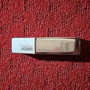 Maybelline 24 hrs super stay Foundation